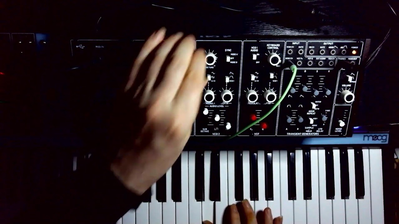 Behringer CAT Synthesizer Fun