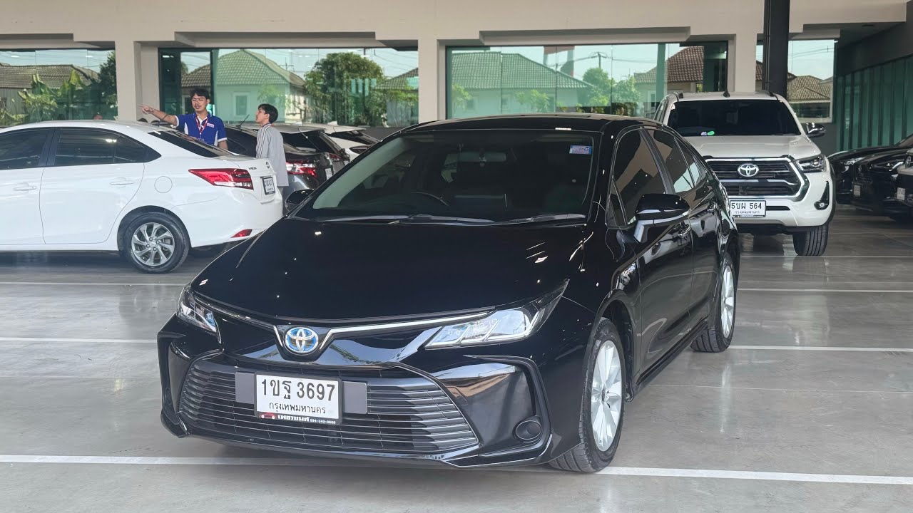 อย่าพลาดกับ Altis 1.8 Hybrid 