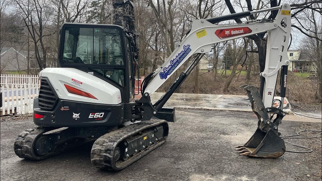 Demoing Concrete with the Bobcat E60 R2 Series