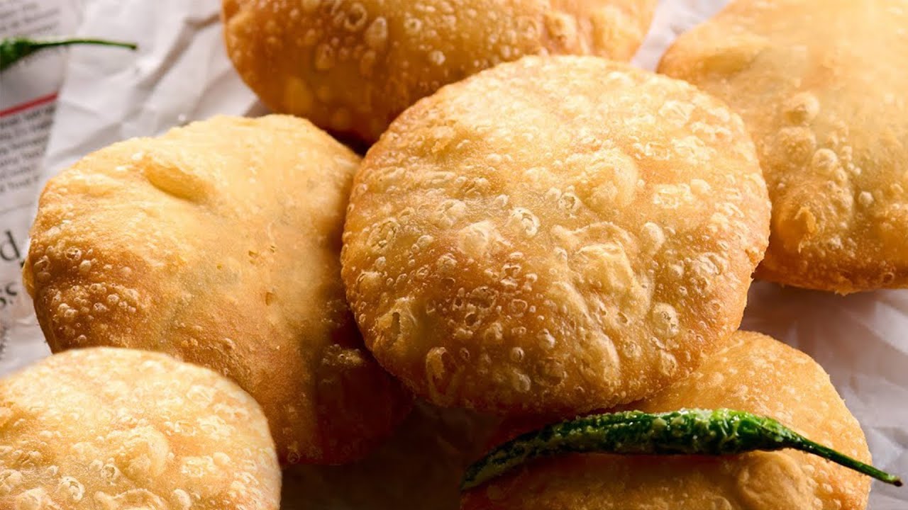 Kachori Recipe | BEST Khasta Kachori Recipe | Maharashtra Special Kachori