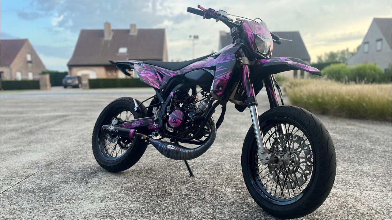 Driving around with 77br Sherco - fun drive