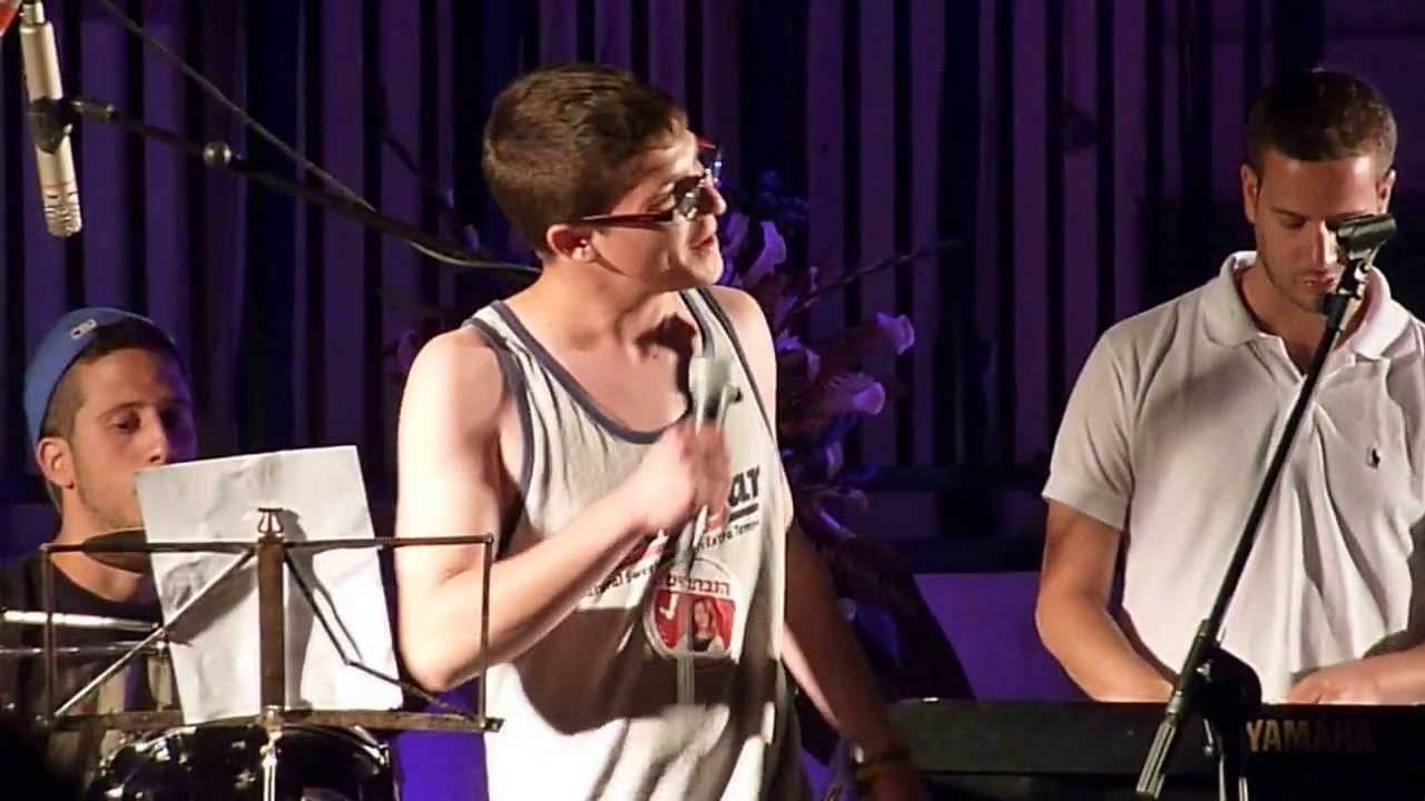 רוב השעות, בביצוע דר ואביה - עידן ריכל - יום העצמאות ביבנאל