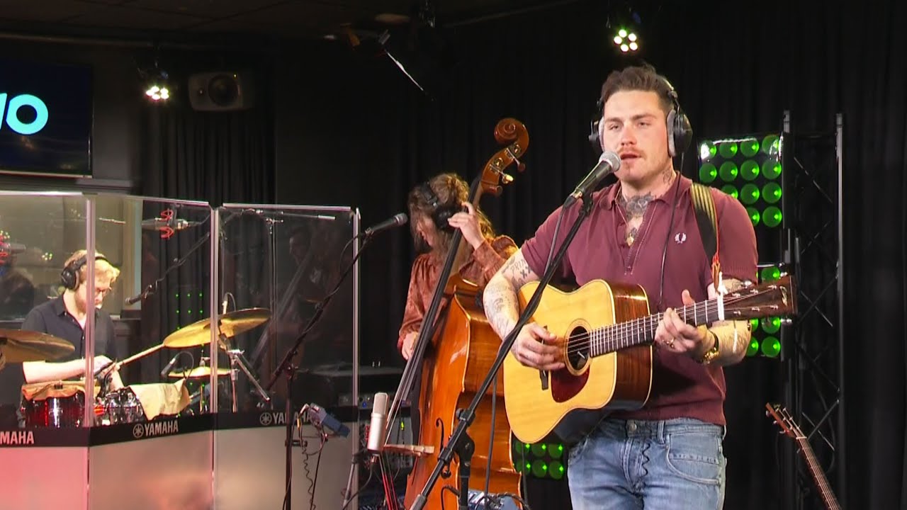 Douwe Bob - Ain't No Sunshine (Bill Withers cover) live @ Ekdom in de Morgen