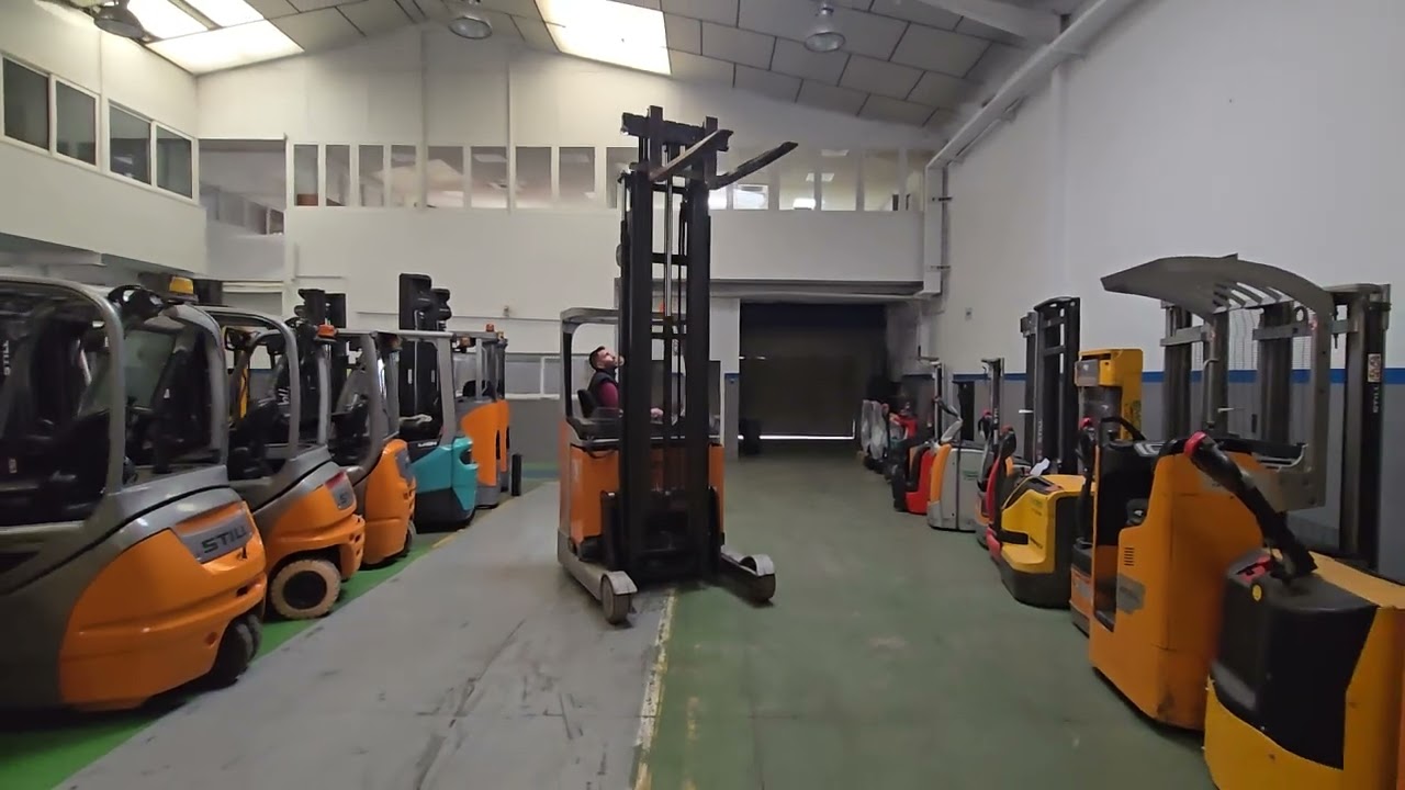 Carretilla Retráctil STILL FMX14 | 1400 kg | 7.100 mm | Batería 2024 | Ocasión 🚜 Emcar 