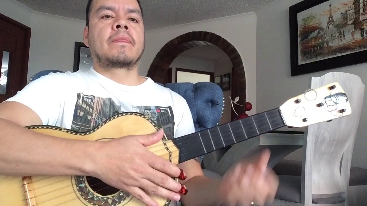 Czardas (Vihuela) Mariachi America