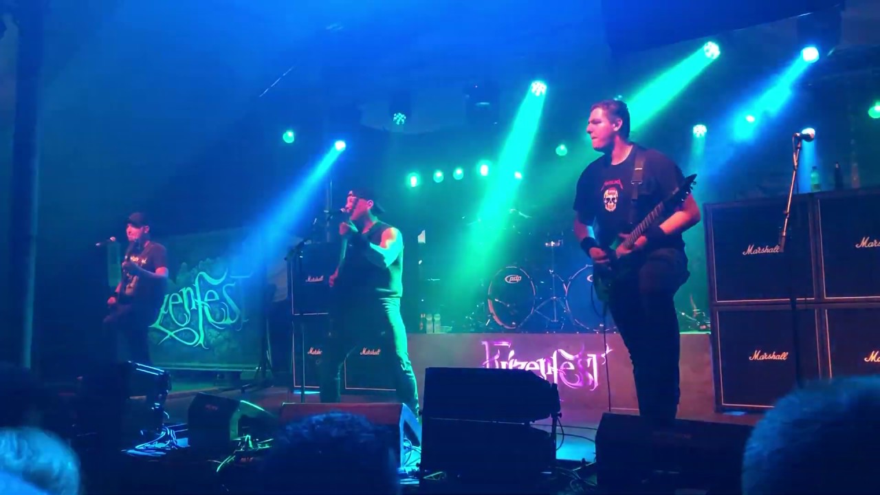 Present Danger 'Master of Puppets' live @ Fuizenfest 2019