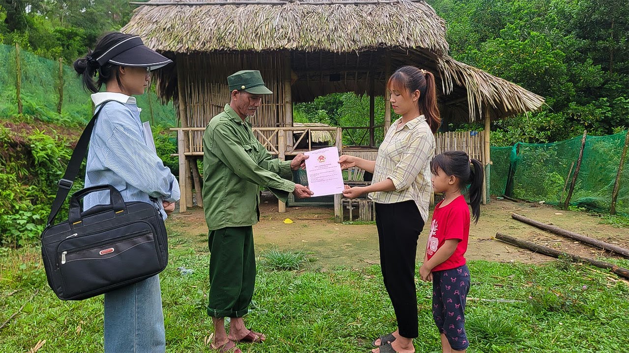 Rich Man Gives Single Mother Abandoned House In The Woods And Gives Her Land Use Papers