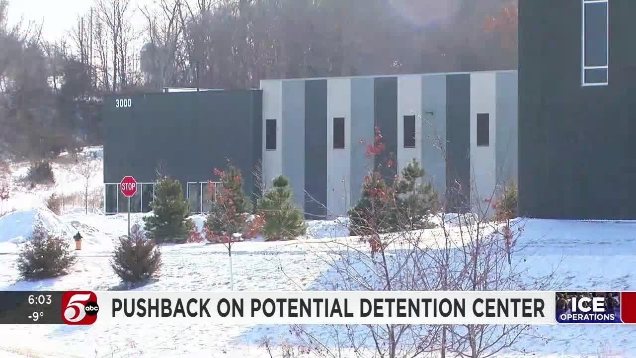 Центр содержания под стражей ICE в Шакопи? Представитель штата заявляет, что этого не произойдет.