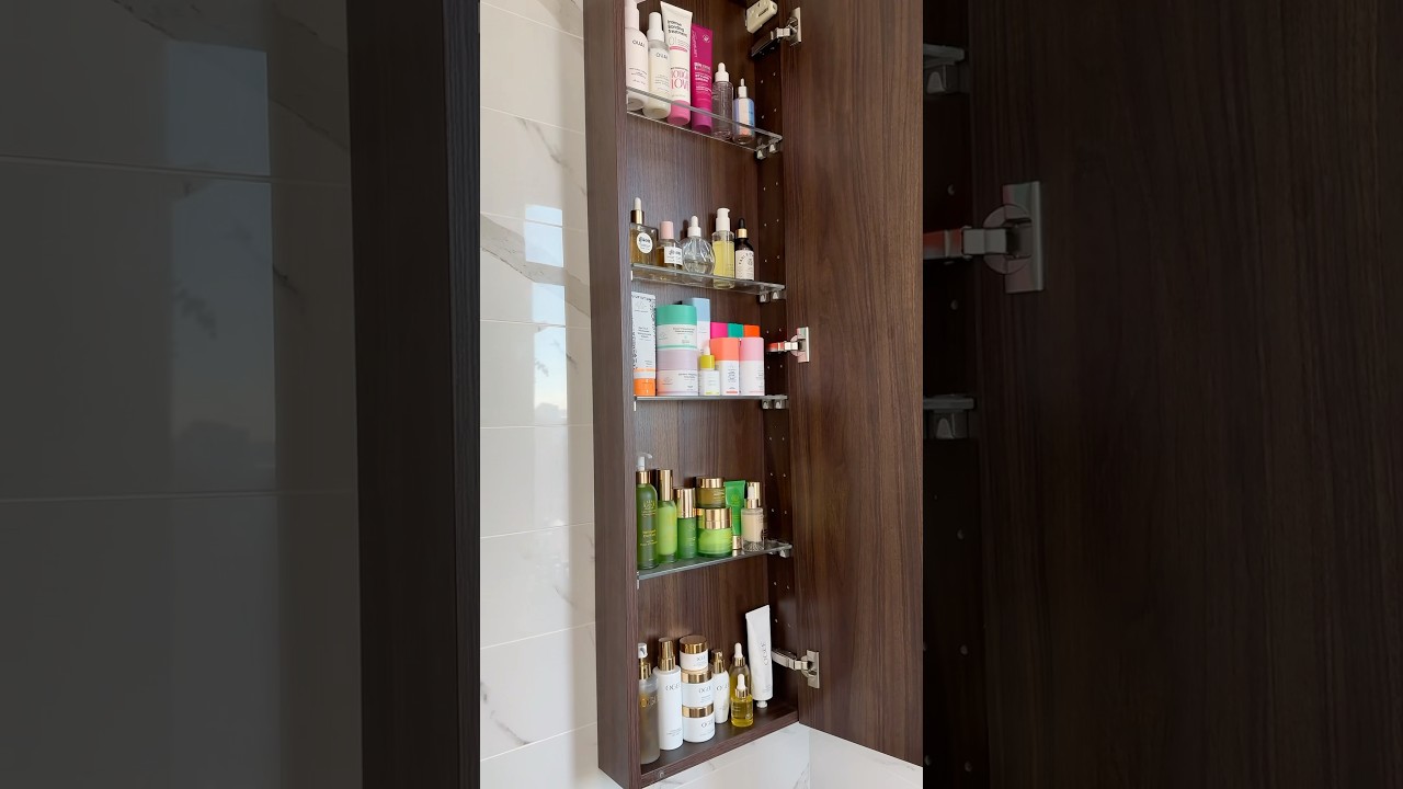 Much needed bathroom organization 💖 