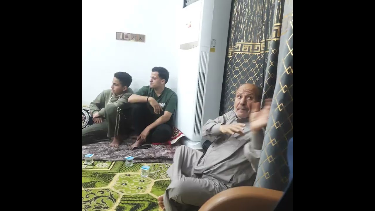 مديح في التكية الرفاعية للسادة النعيم في خان بني سعد بصوت المداح( عبدالله الزيدي) 