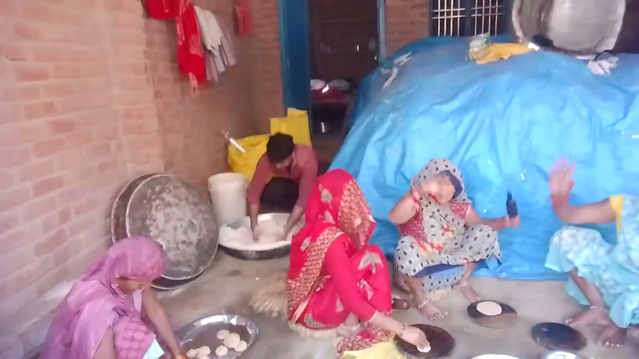 Jila farrukhabad kampil dham village tikuriya nagla fauji rghuveer yadav ji ka parivar ripotar yo