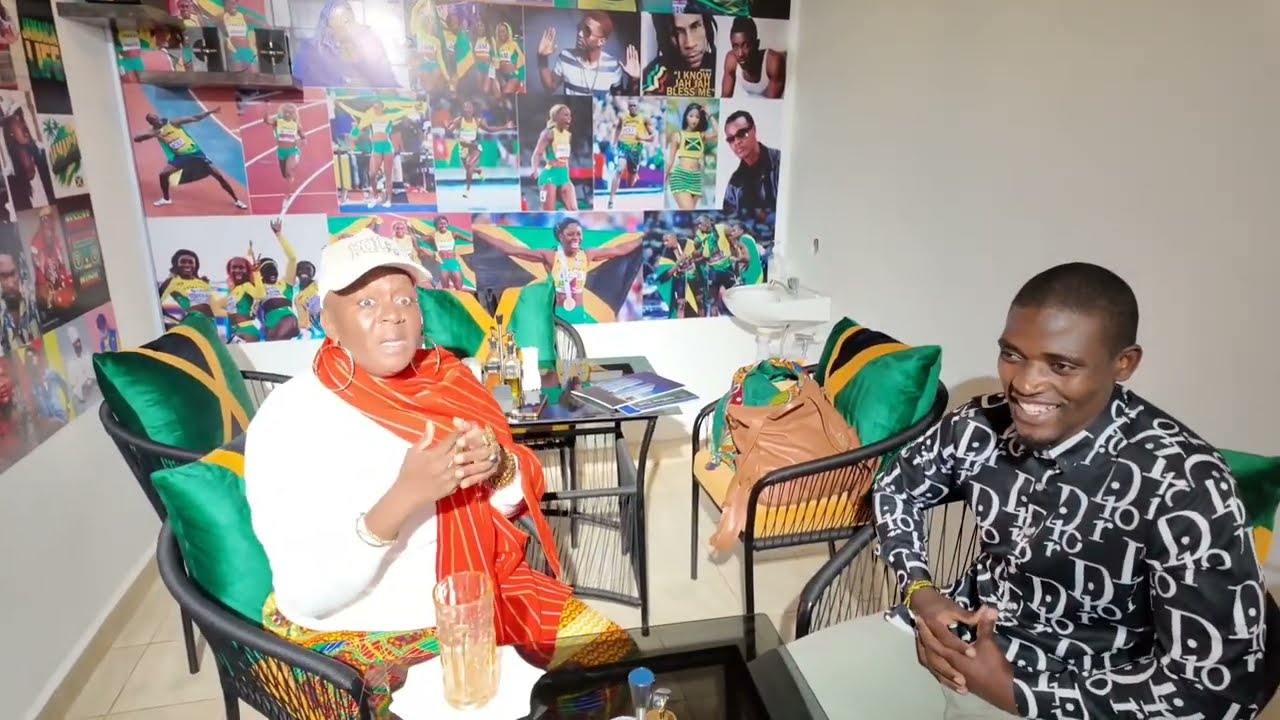FIRST TIME MEETING TRINIDADIAN QUEEN IN A JAMAICAN RESTAURANT ❤️🇯🇲🇹🇹