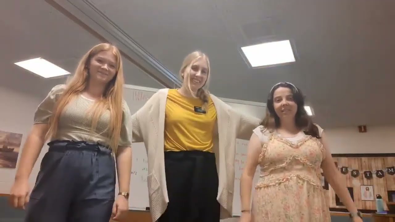 HERMANAS Aprende Clase de Inglés con Gringos hablan Español Iglesia de Jesucristo Mormones