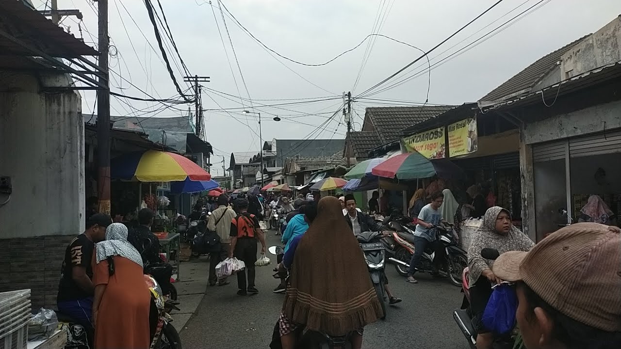 Vlog day 18 in 2026.hari ini kita belanja di pasar wedoro rekk.hari libur pasar rame banget.desak²an