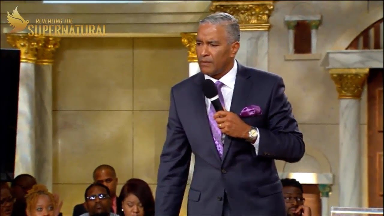 WATCH the Holy Spirit Revealing Secrets Through The Word of Knowledge /Ed Citronnelli