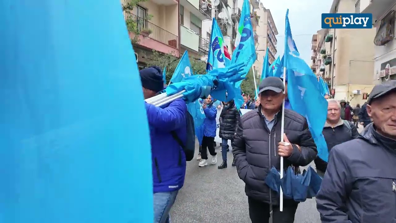Sciopero Generale: a Cosenza in 4mila per dire no alla manovra di Governo