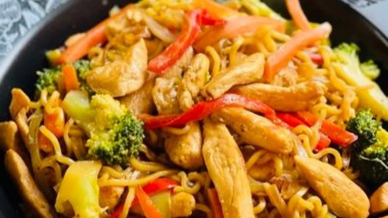 إندومي 🍜 !!! إضافات بسيطه تحول الاندومي لوجبه صحيه لذيذه جداااا