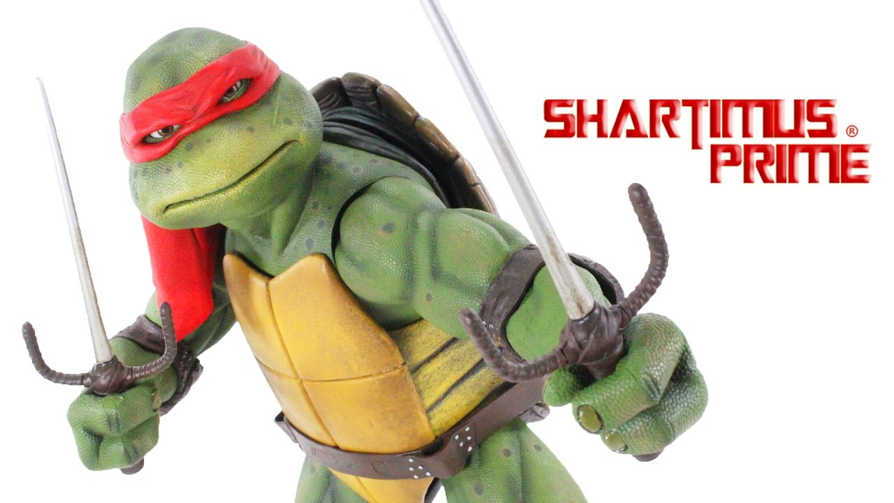 NECA TMNT Raphael 1:4 Scale 1990 Movie Teenage Mutant Ninja Turtles Action Figure Toy Review