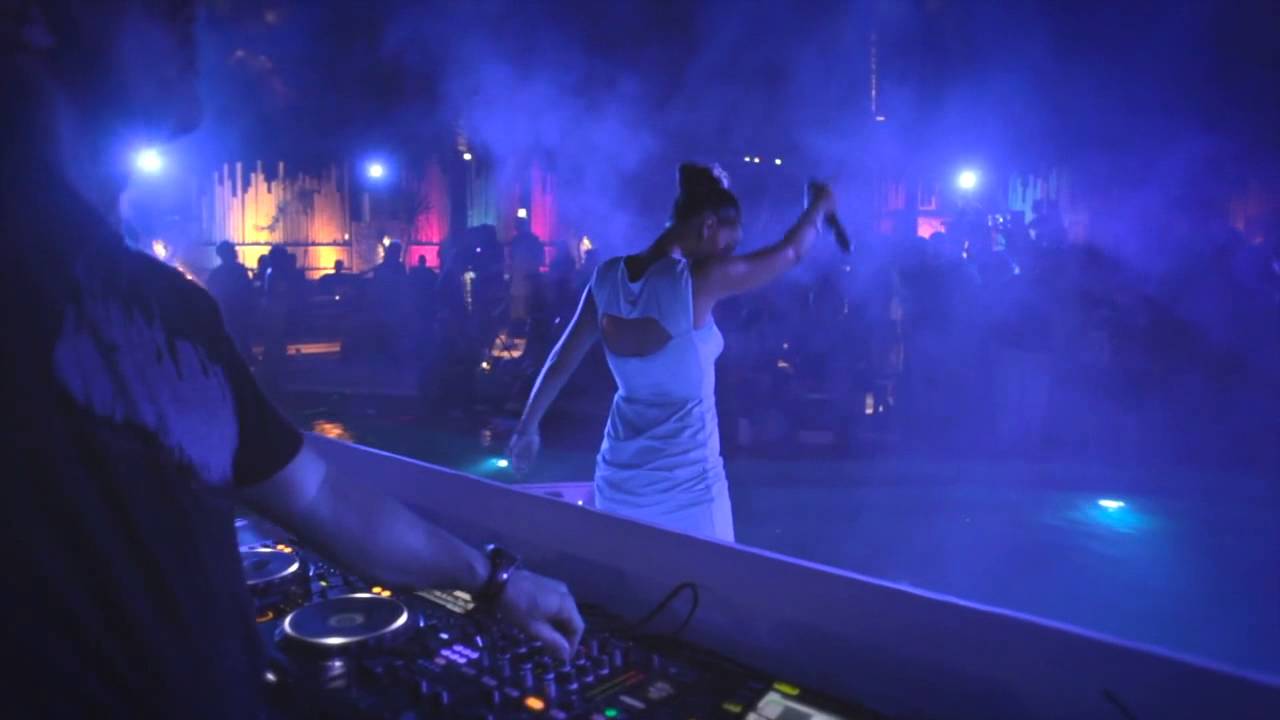 Stan Kolev Feat. Poli Hubavenska - Cocoon Beach (Official Music Video)