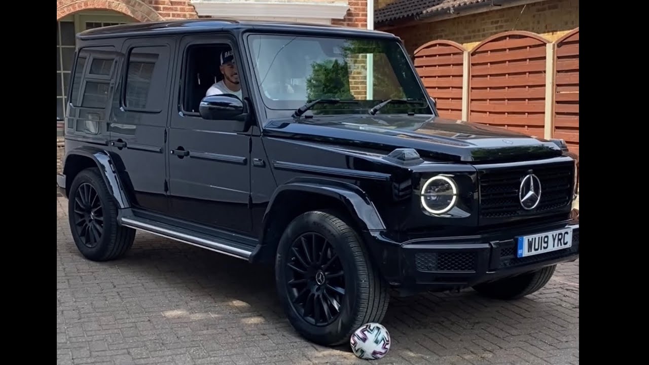 DOES IT EXPLODE??? FOOTBALL Vs G-WAGON 😱💥 #Shorts