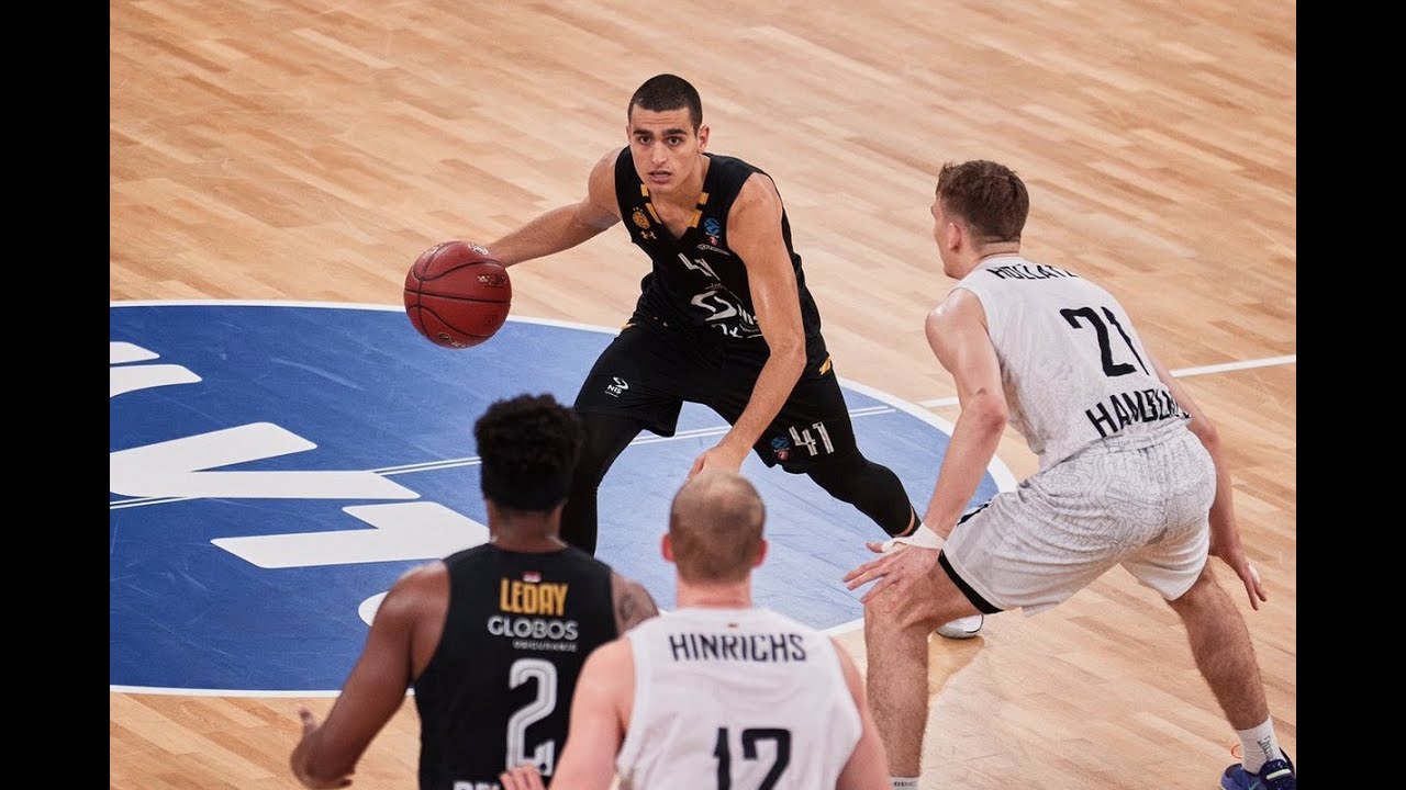 Yam Madar 13 Pts VS Hamburg
