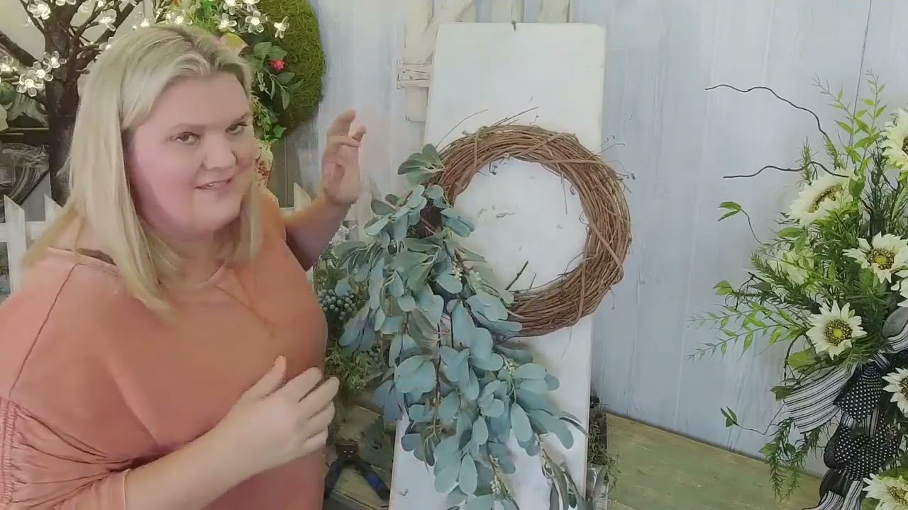 Viral Cascading Greenery Wreath - Simple DIY - #homedecor