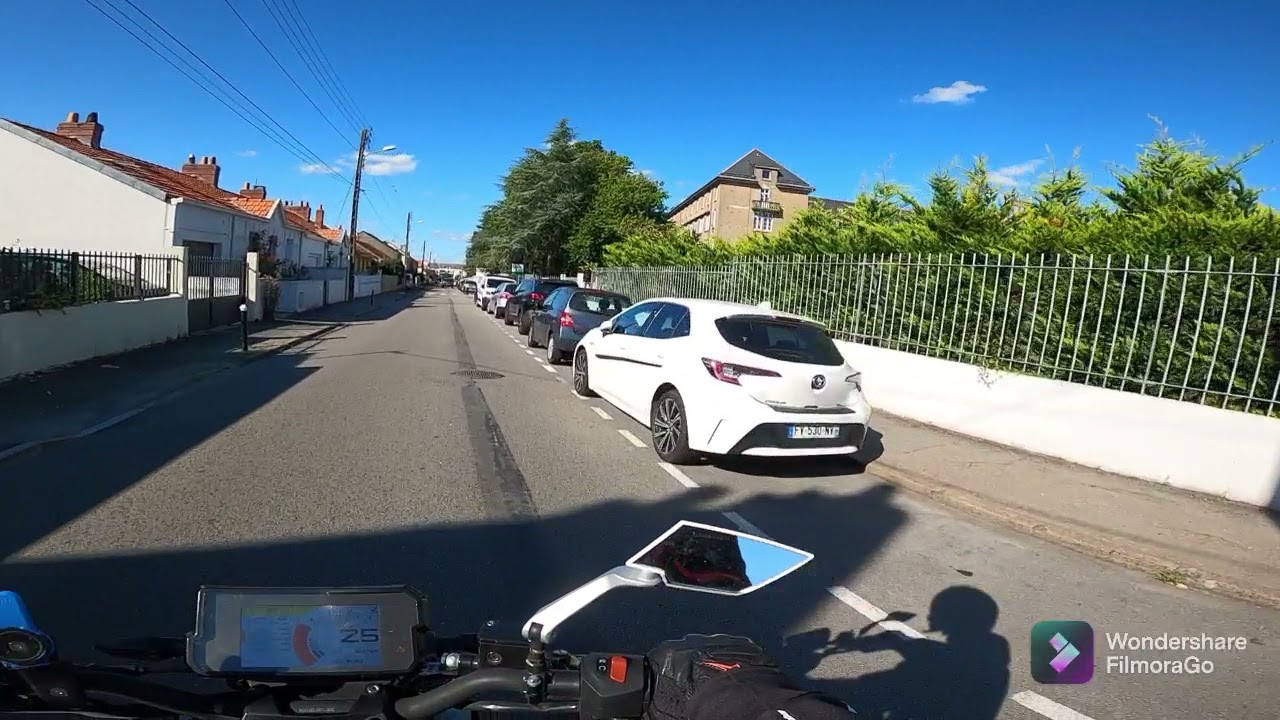 Daily Observation #3 KTM Duke 125 Balade à Nantes