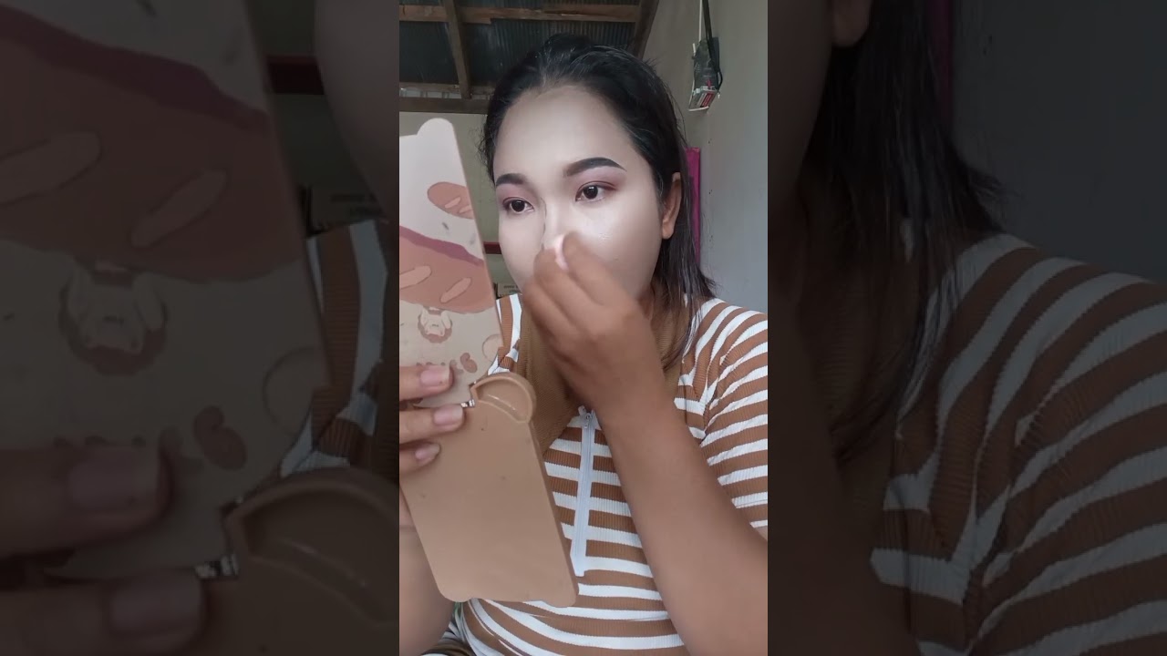 Coba tebak hasil makeup ku mirip siapa? 😁😁