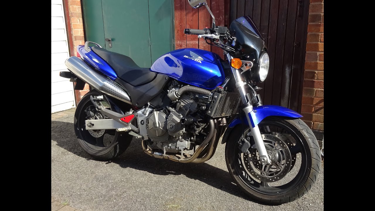 Honda Hornet CB600f, Spark plug change.