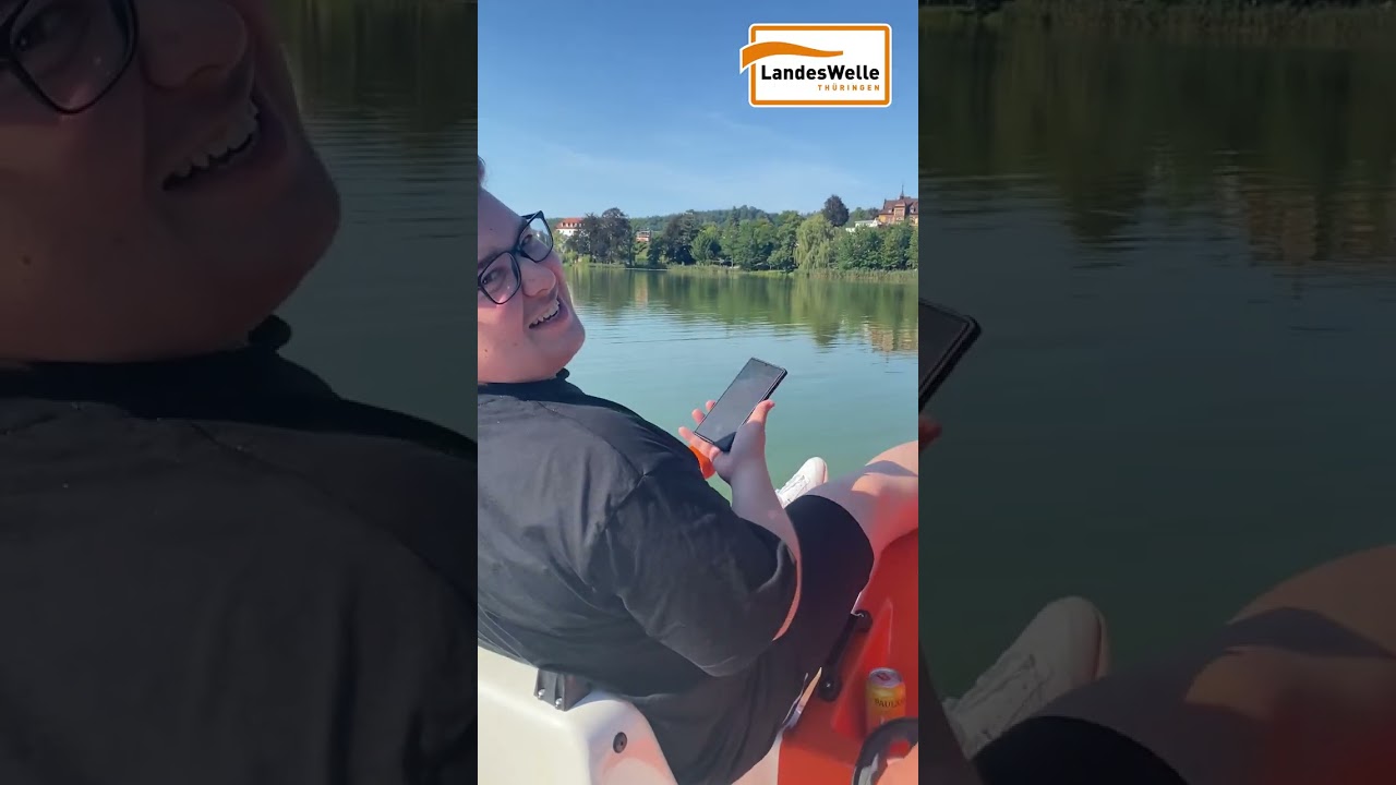 Der LandesWelle Freizeit-Fuchs im Tretboot in Seenot