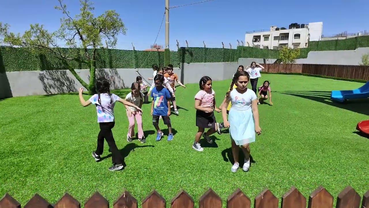 Danse CE1/CE2 (avril 2025)