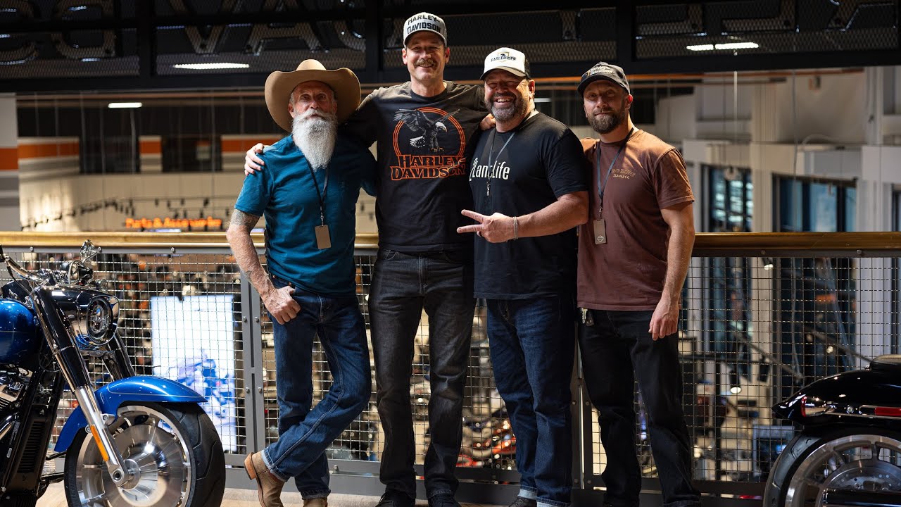 I Sit Down with 2 Lane Life