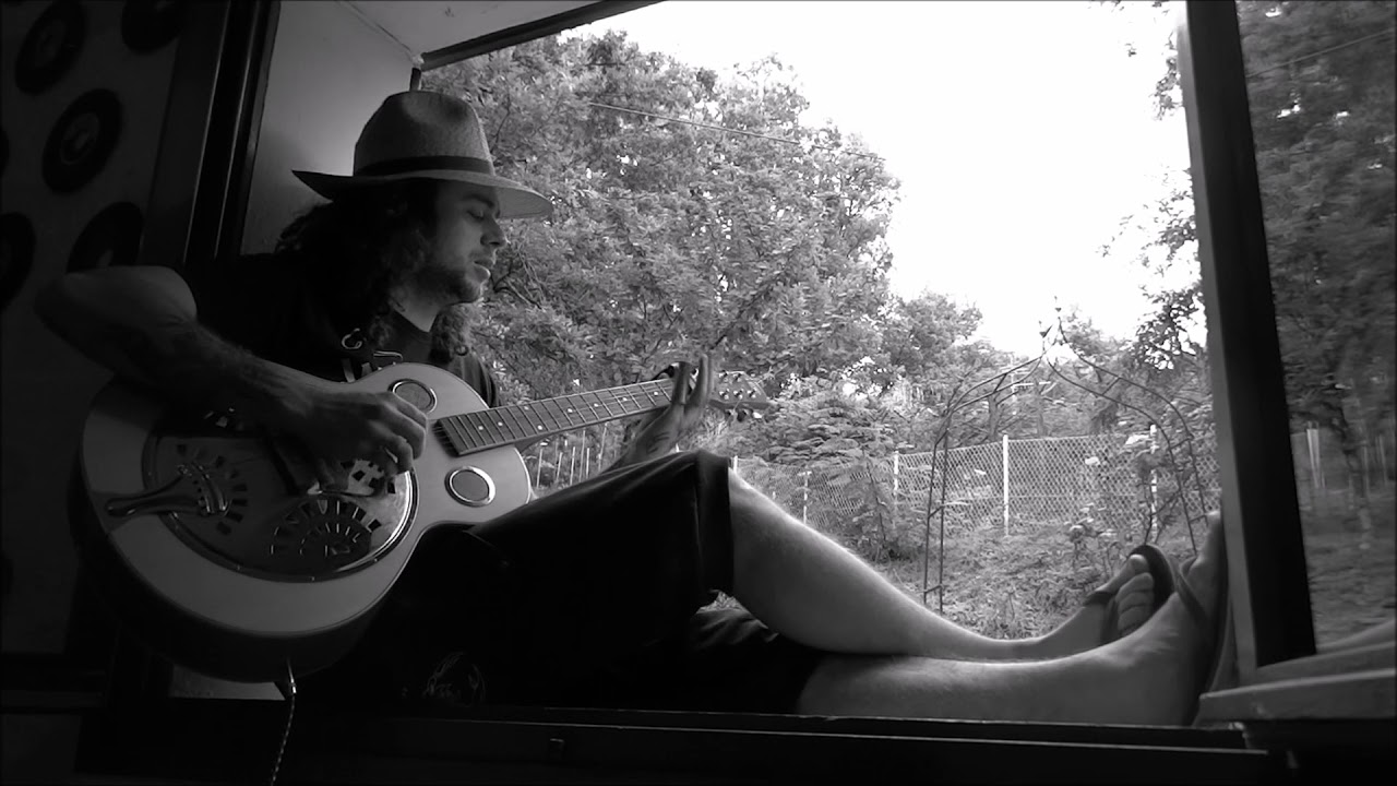 Fermio - Sweet home Chicago (Slide Guitar)