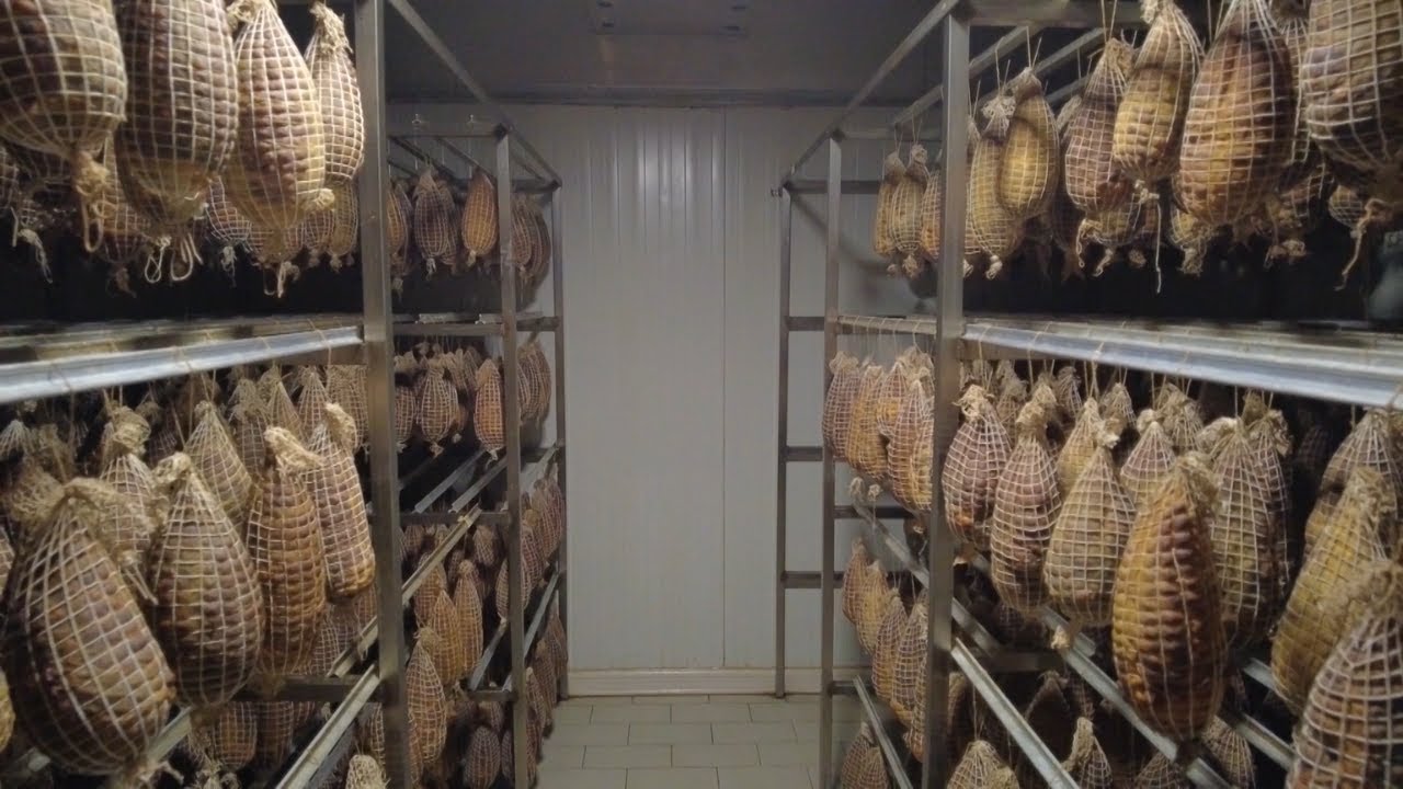 Naša priča ep. 329 09.12.2021. Dušan Jovanović, Laćarak, sremski kulen, tov svinja i prerada