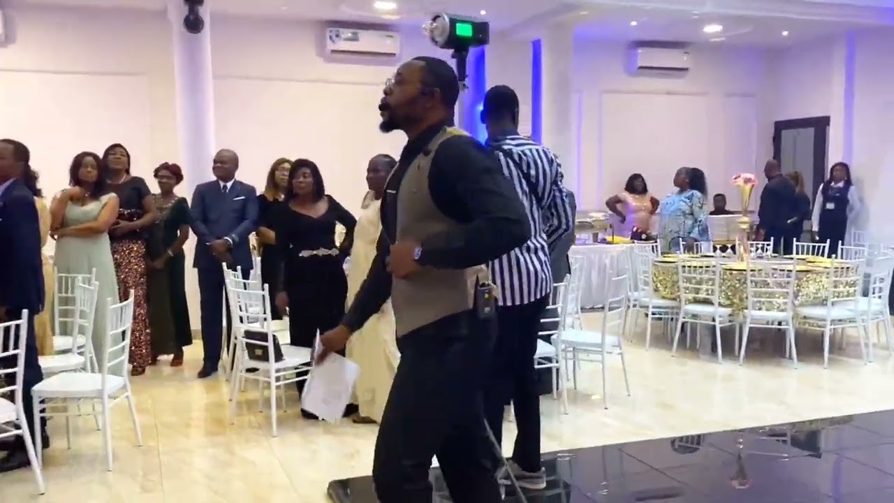 💐🌺🦚 chris kabuya mc et joker mc in mariage religieux arcla et Arsène.