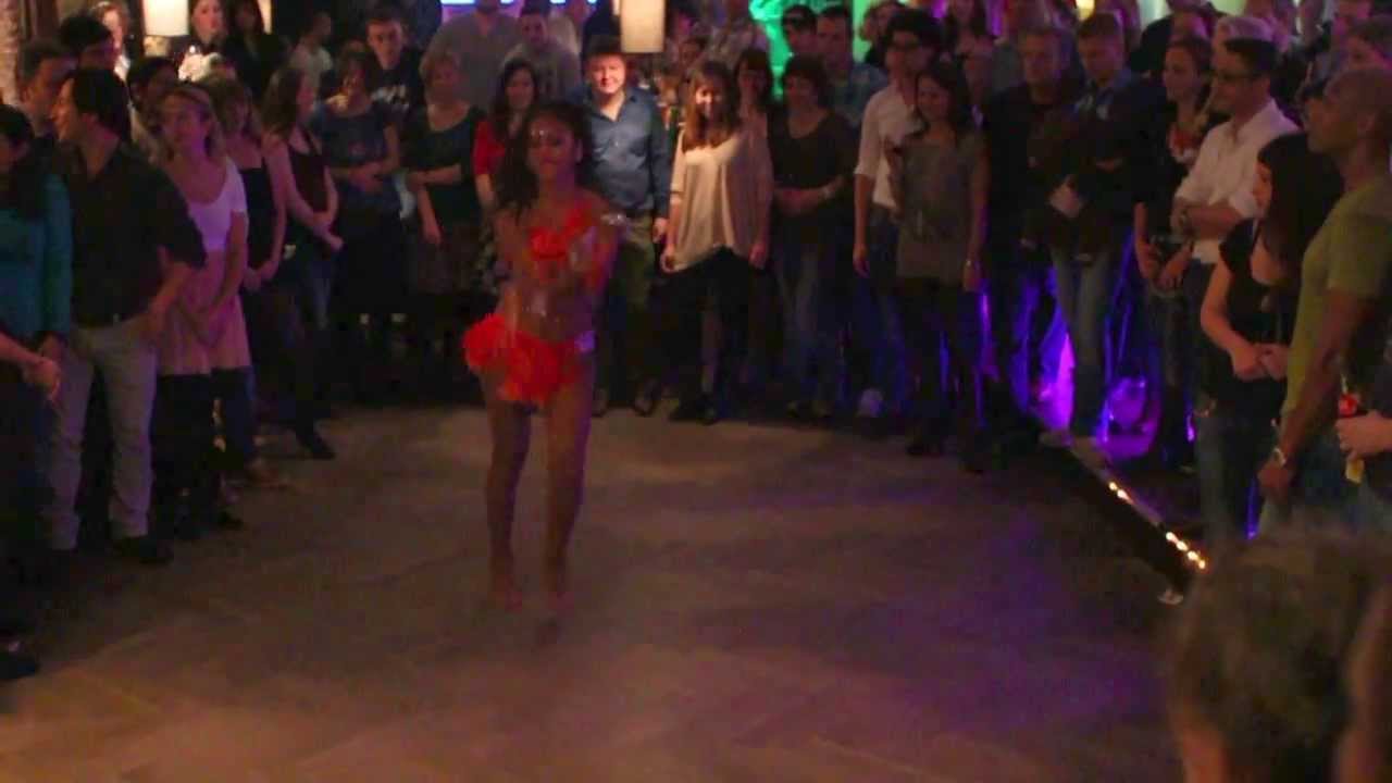 Show Bersaidy Cortez (Bersy) 2013-11 Mea Mea, Fulda - Pasos Libres, Shines, Soloschritte Salsa