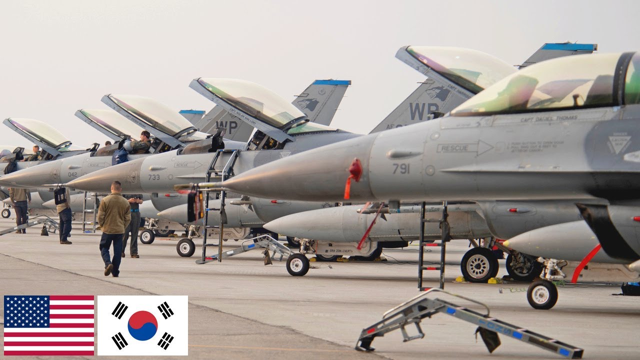 F-16 Fighting Falcons USAF и ROKAF в действии: совместные учения на авиабазе Кунсан