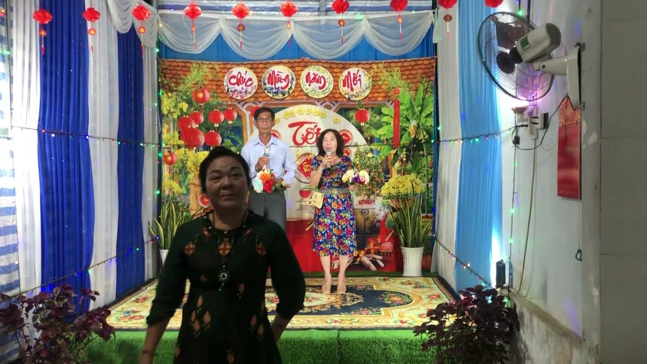 Nhac : Dau chan ky niem.                                Tb : Minh Trung - Chi Phuong 