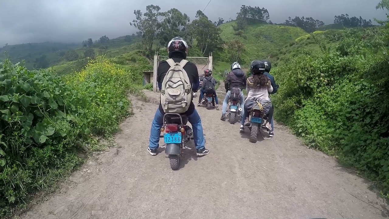 RUMBO A CANTA - EN MOTO HONDA DAX 70
