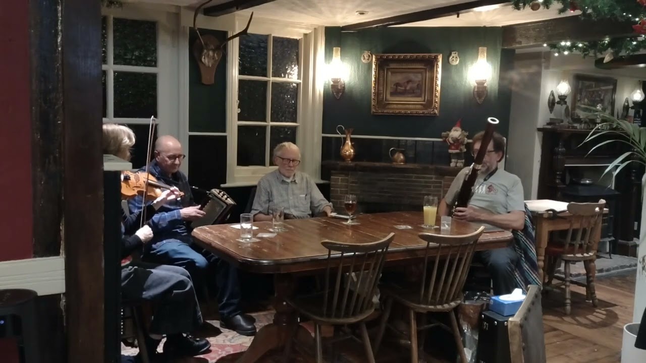 Scan Tester Fan Club playing John of Paris/Dame Durdan