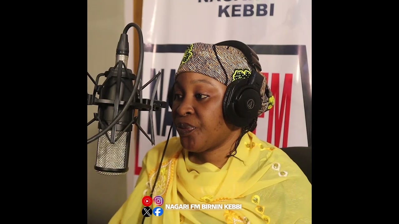 Hannatu Hassan dauke da labaran kasa dana ketare Nagari FM B/Kebbi