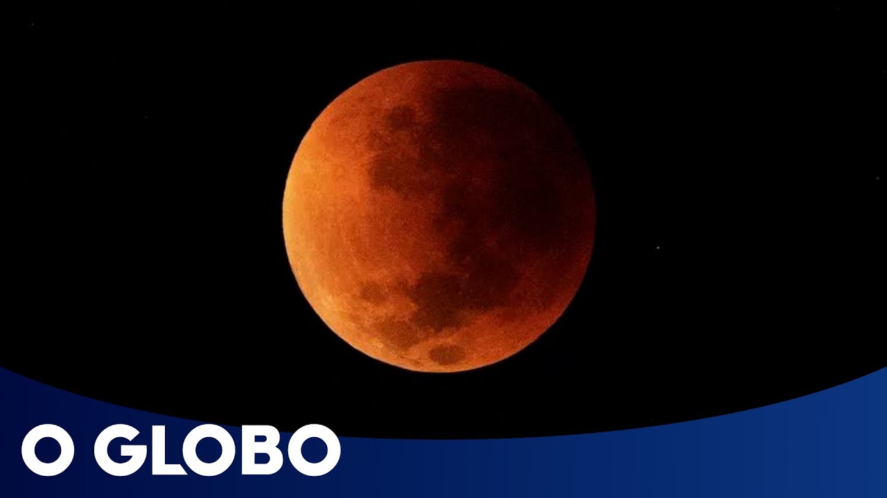 Veja imagens do eclipse total da lua ou 