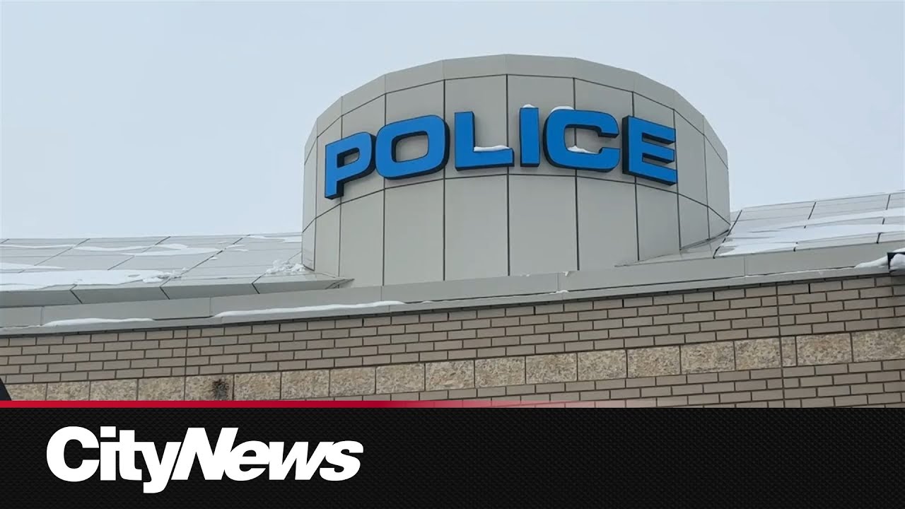 Edmonton police warn of string of robberies at Facebook, Kijiji sales