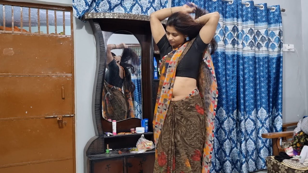 New saree 🌺Aap logo ko meri new saree kaisi lag rahi hai @rupaofficial296