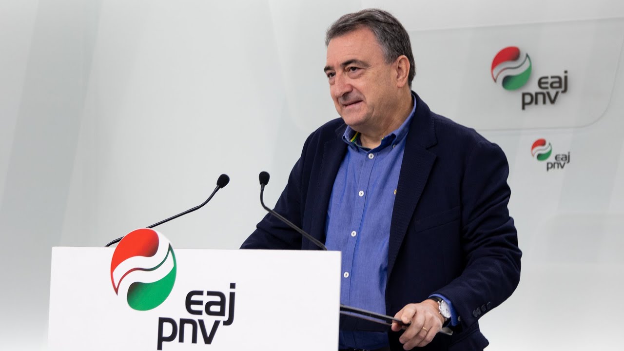Aitor Esteban recuerda a Felipe VI la existencia de la nación vasca
