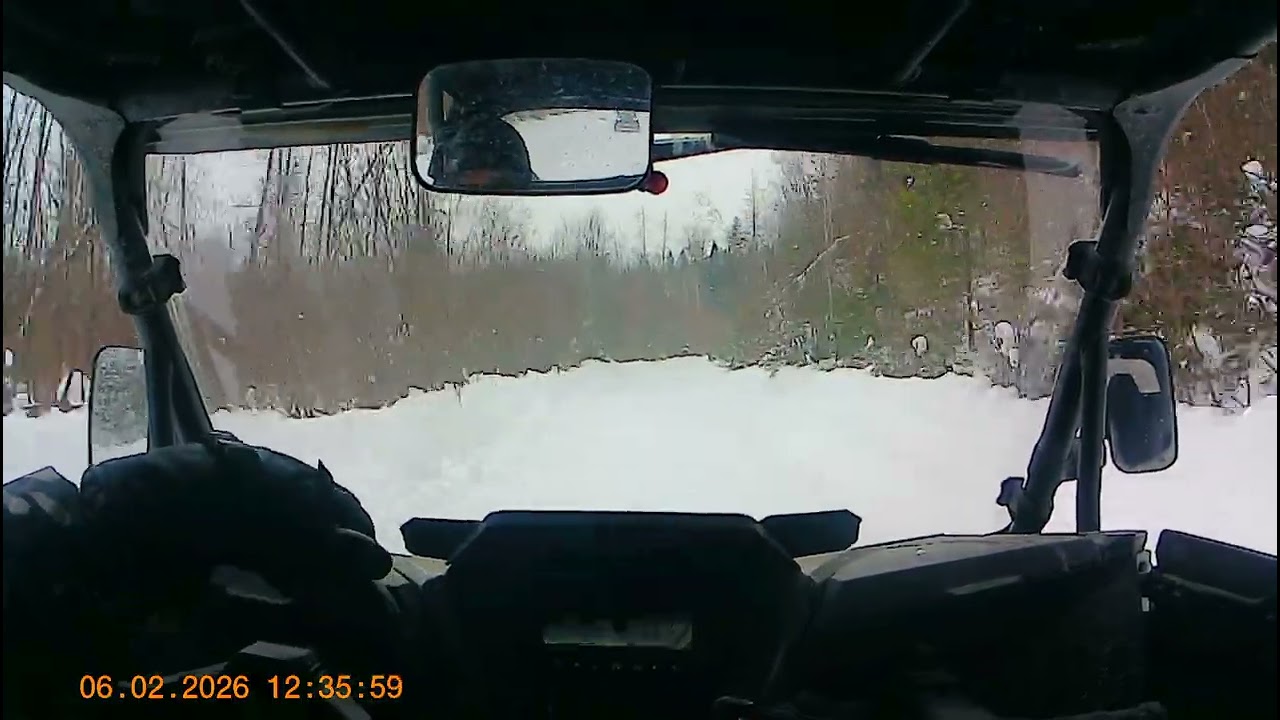 ZforceG2 Doris et RZR Bruce direction sud de Val des Bois vers relais Motosport 4/4
