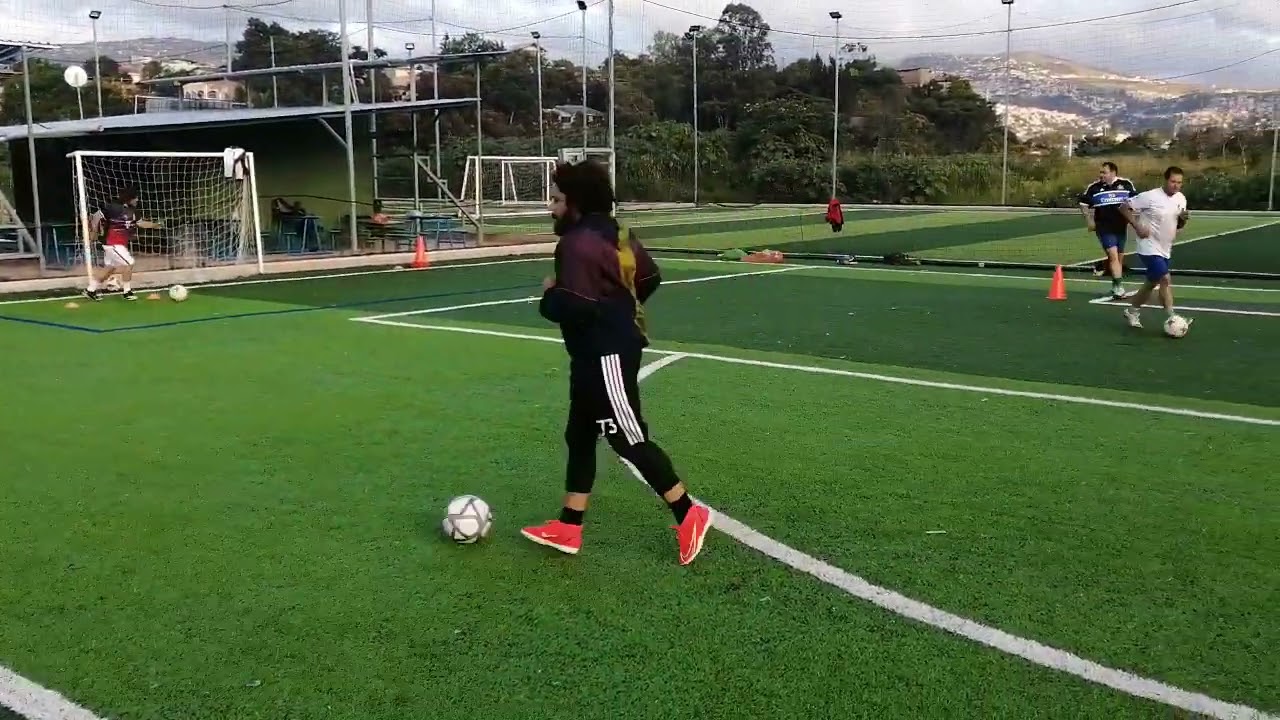 Desmarques, Anticipación, y pase en Futbol