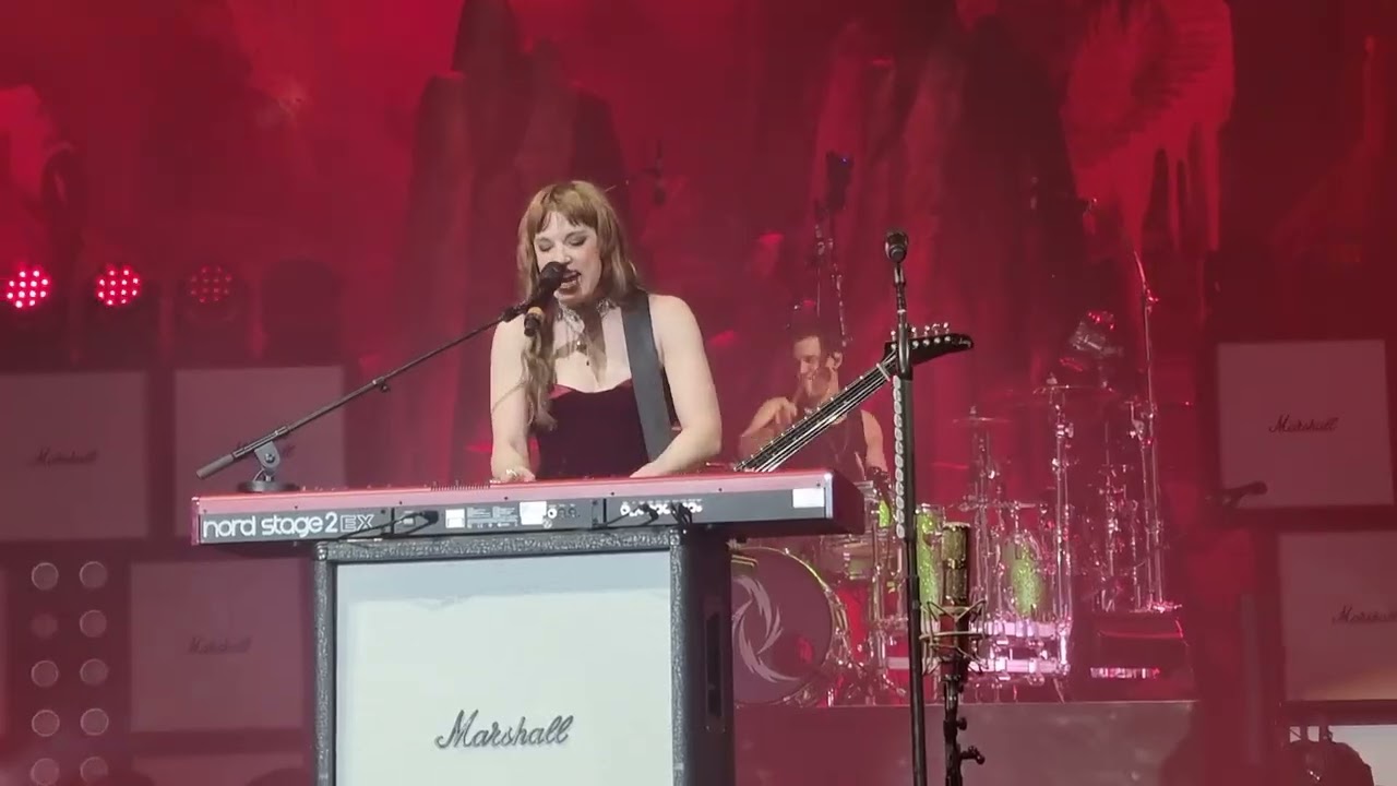 Halestorm, Like A Woman Can, Live at Cardiff Utilita Arena,  20/11/25