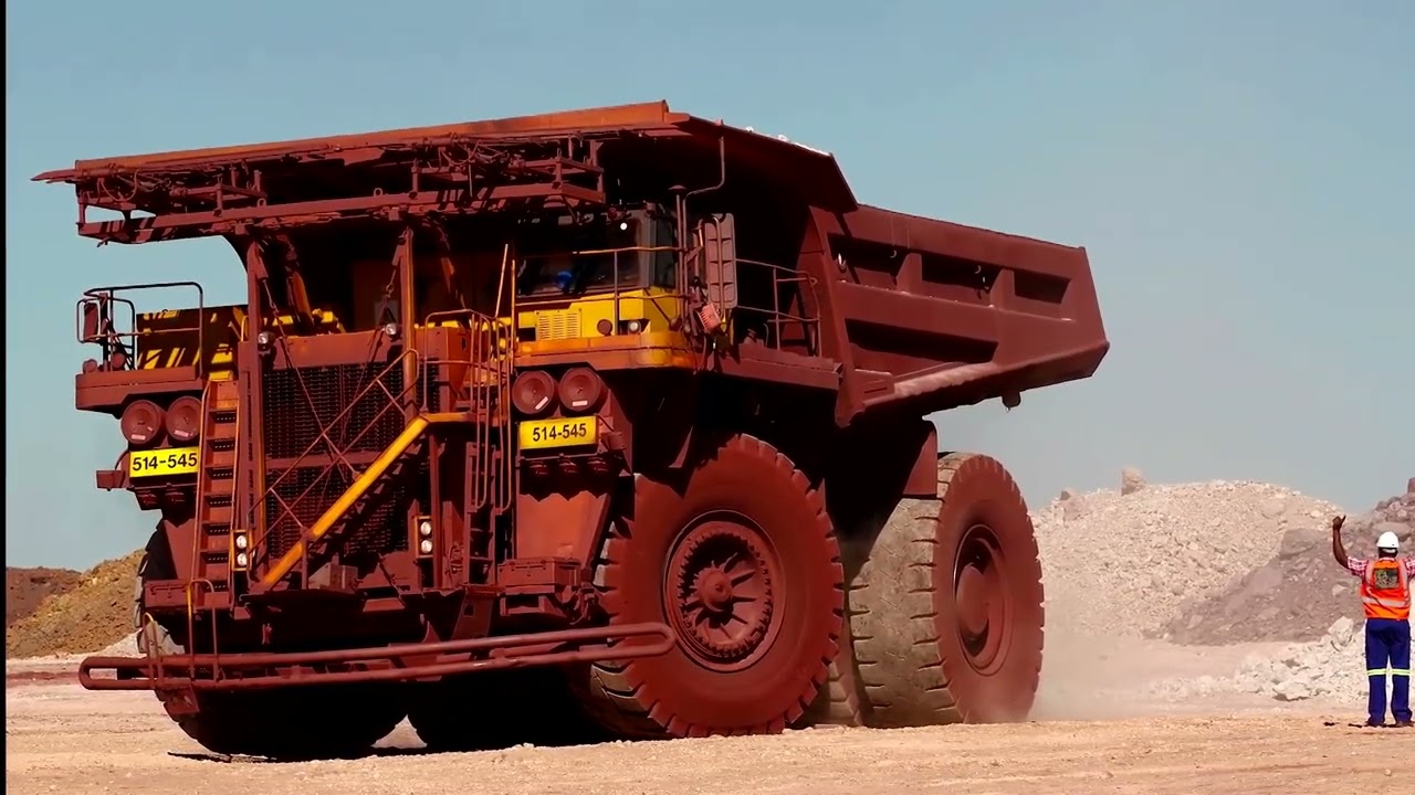 Mining sector job cuts escalate in South Africa | REUTERS