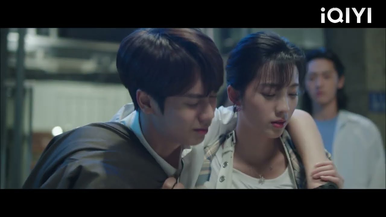 The president pretended to be drunk and was taken home by the girl he secretly loved!
